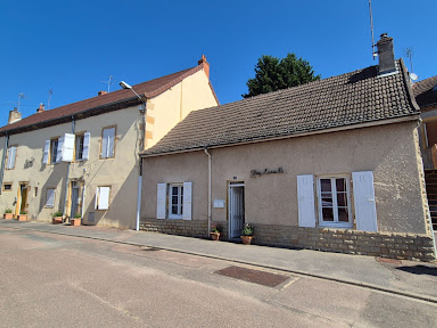 Maison à vendre - 18 pièces - 400m2 - Paray-Le-Monial (71600)