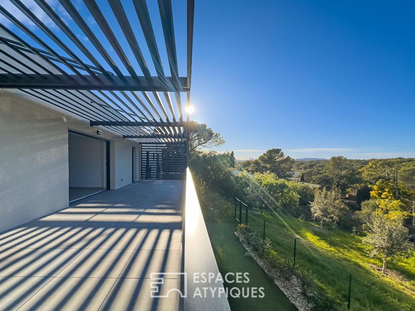 Appartement à vendre - 4 pièces - 108m2 - Saint-Raphaël (83700)