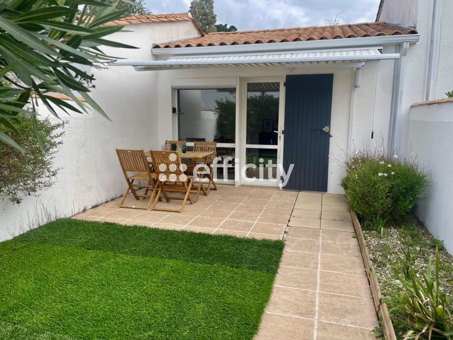 Maison à vendre - 2 pièces - 30m2 - Saint-Georges-D'o... (17190)