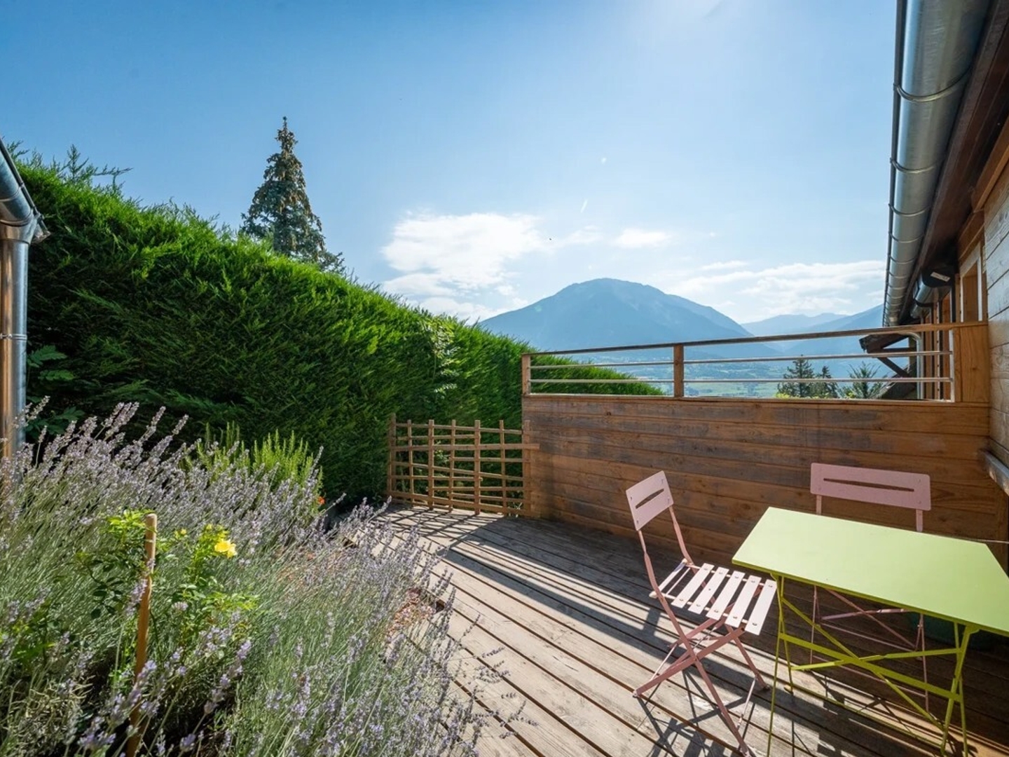 Vends maison - 55 m² - 3 pièces, 1 chambre - Embrun 05200