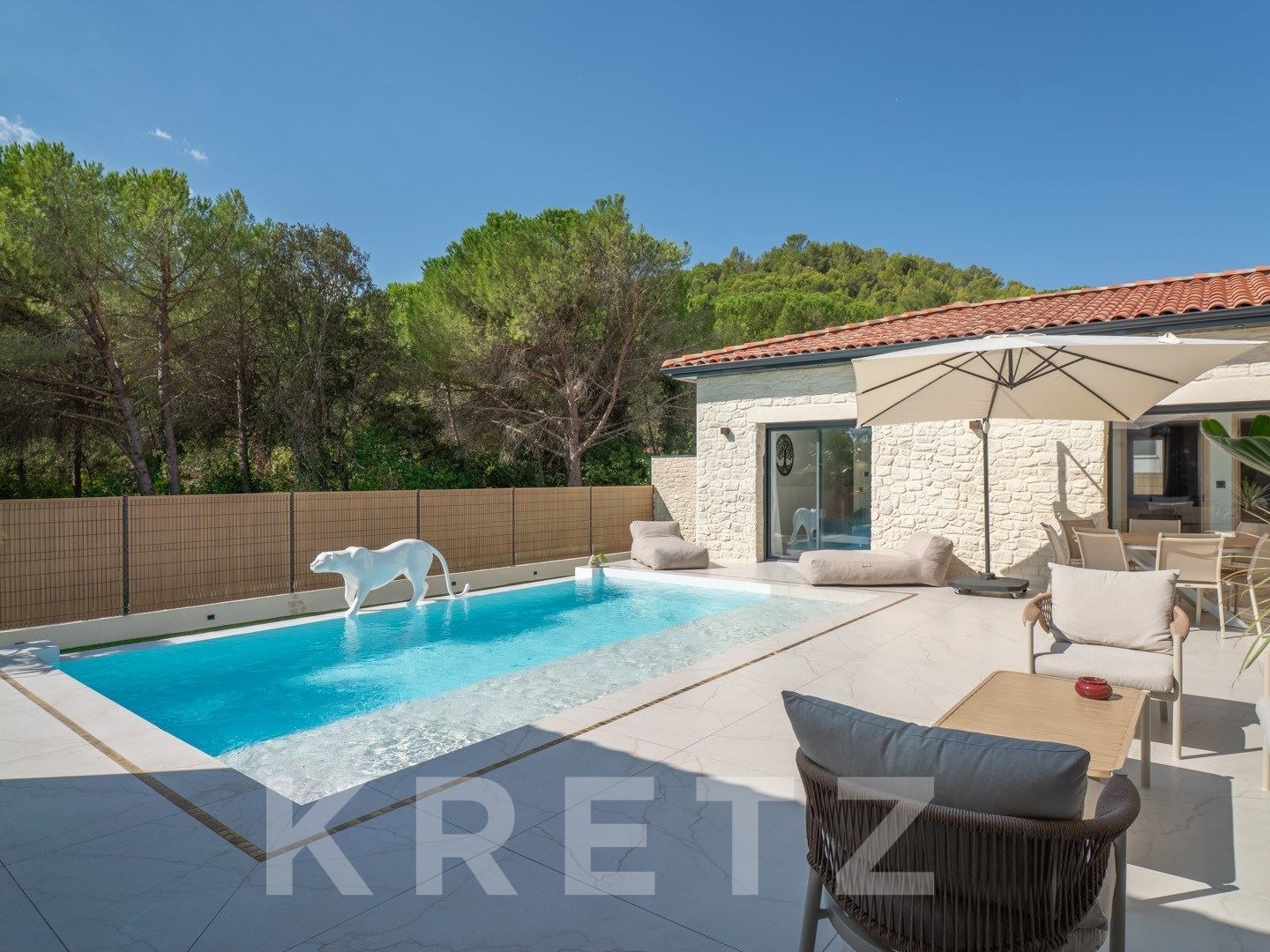 Maison à vendre - 6 pièces - 215m2 - Langlade (30980)