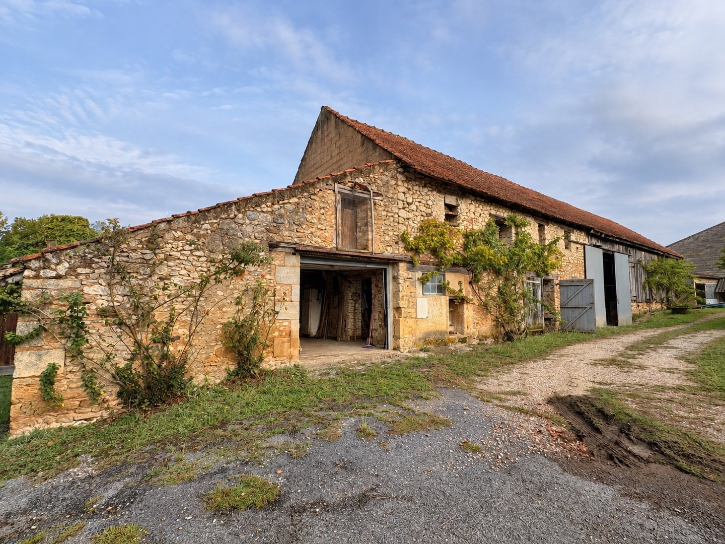 Ensemble foncier et immobilier à vocation agricole Communes