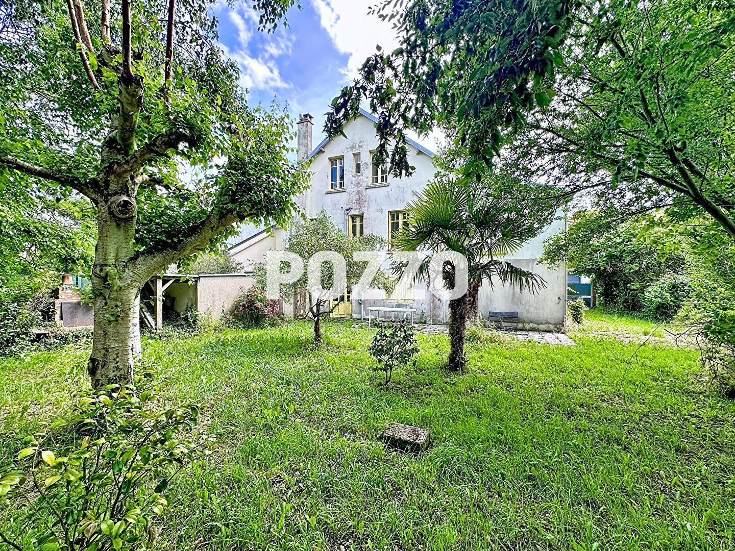 Maison Saint Jean Le Thomas 10 chambres de 235 m2, + Appart. indépendant, jardin arboré, 800 m plage