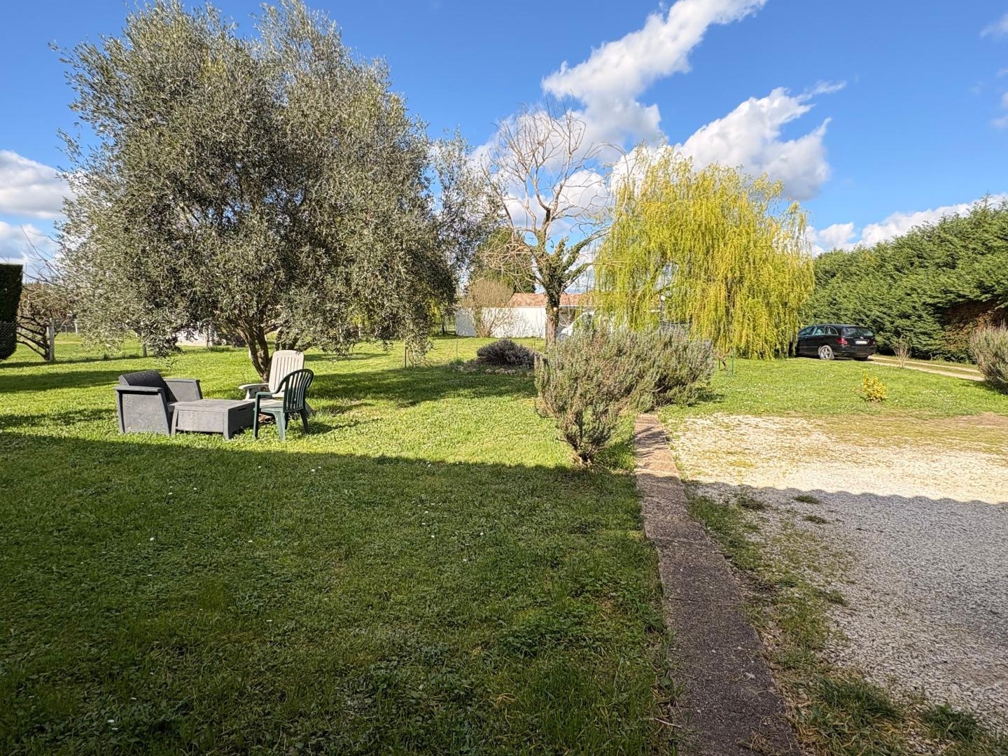 Maison à vendre - 4 pièces - 176m2 - Valence (82400)