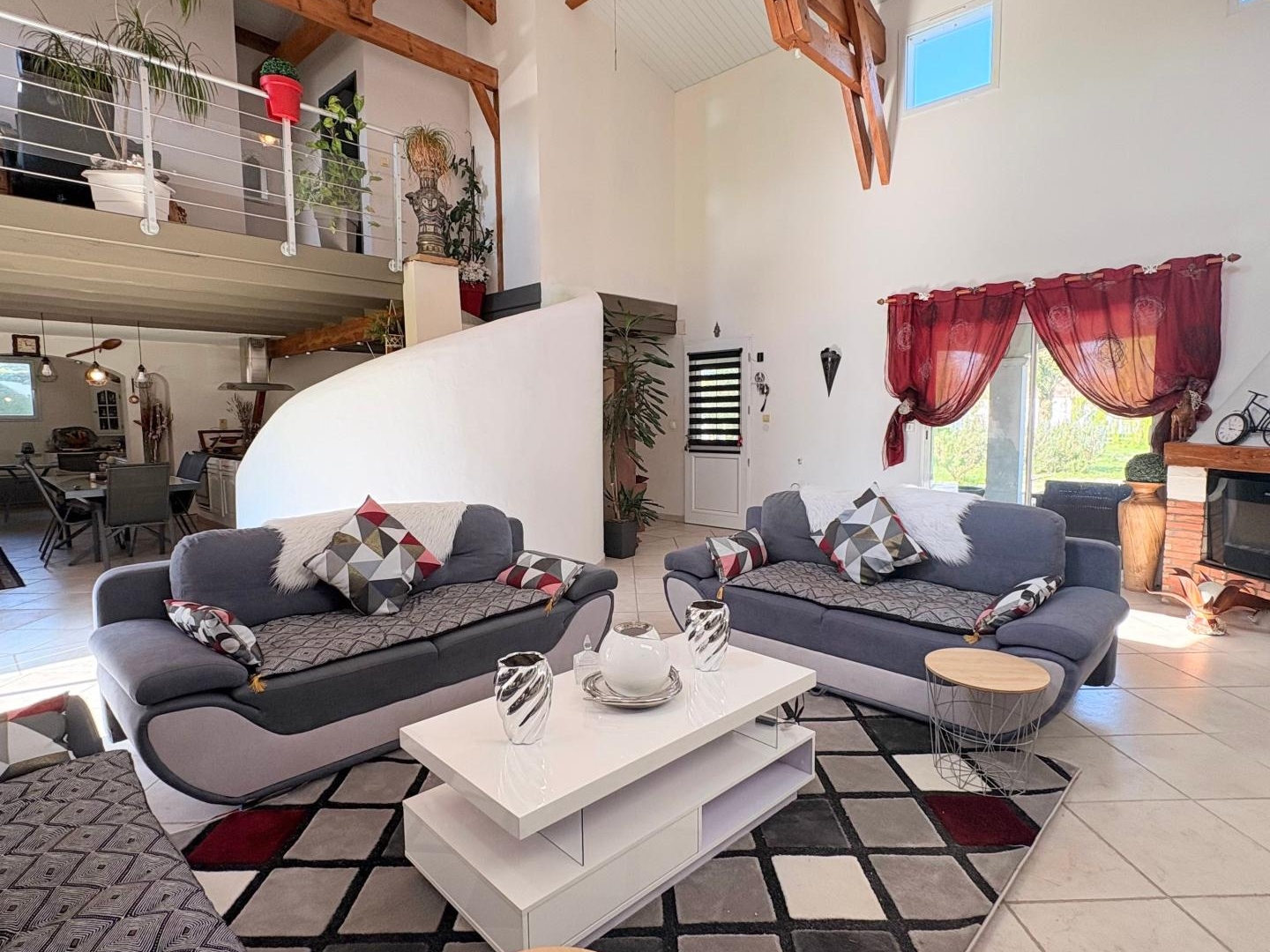 Maison à vendre - 4 pièces - 176m2 - Valence (82400)