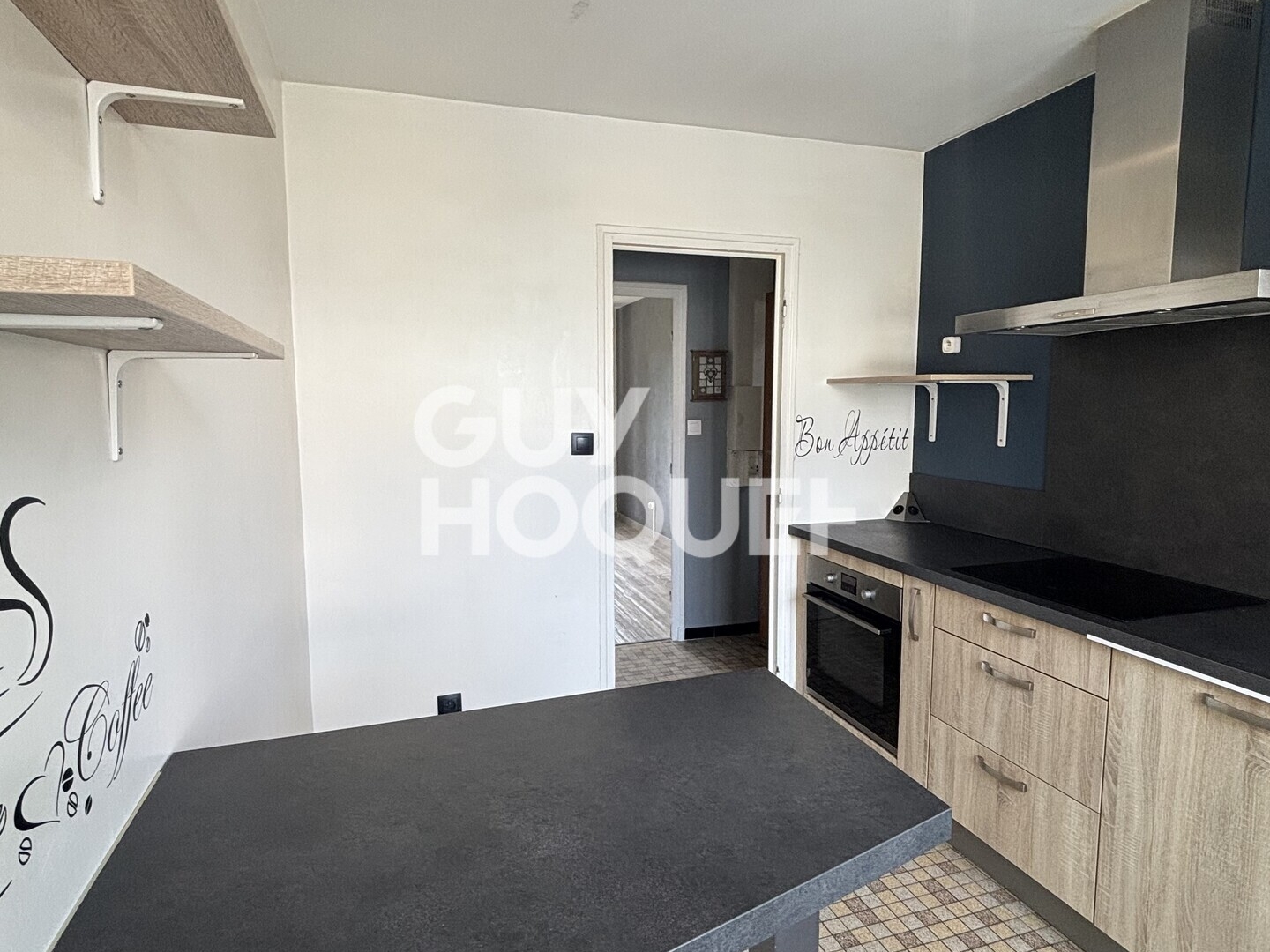 BOURGOIN-JALLIEU - T3 56 m² - 2 CHAMBRES - RÉSIDENCE SÉCURISÉE - PARKING