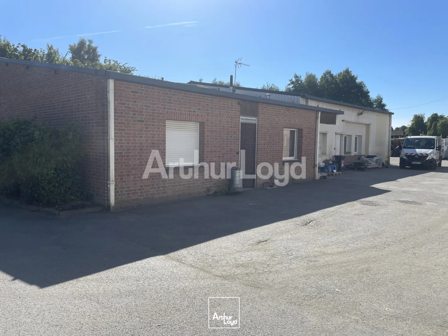 Locaux à vendre - 1235m2 - Sallaumines (62430)