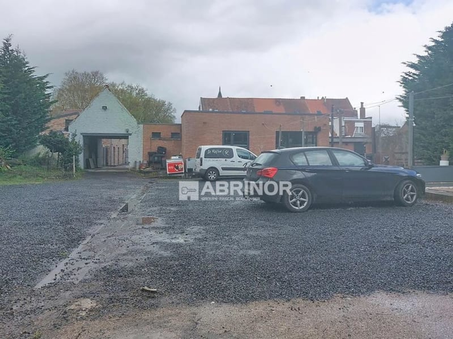 Locaux à vendre - 384m2 - Neuville-En-Ferrain (59960)