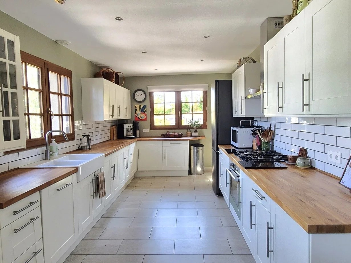 Maison à vendre - 6 pièces - 163m2 - Savigny-Le-Vieux (50640)