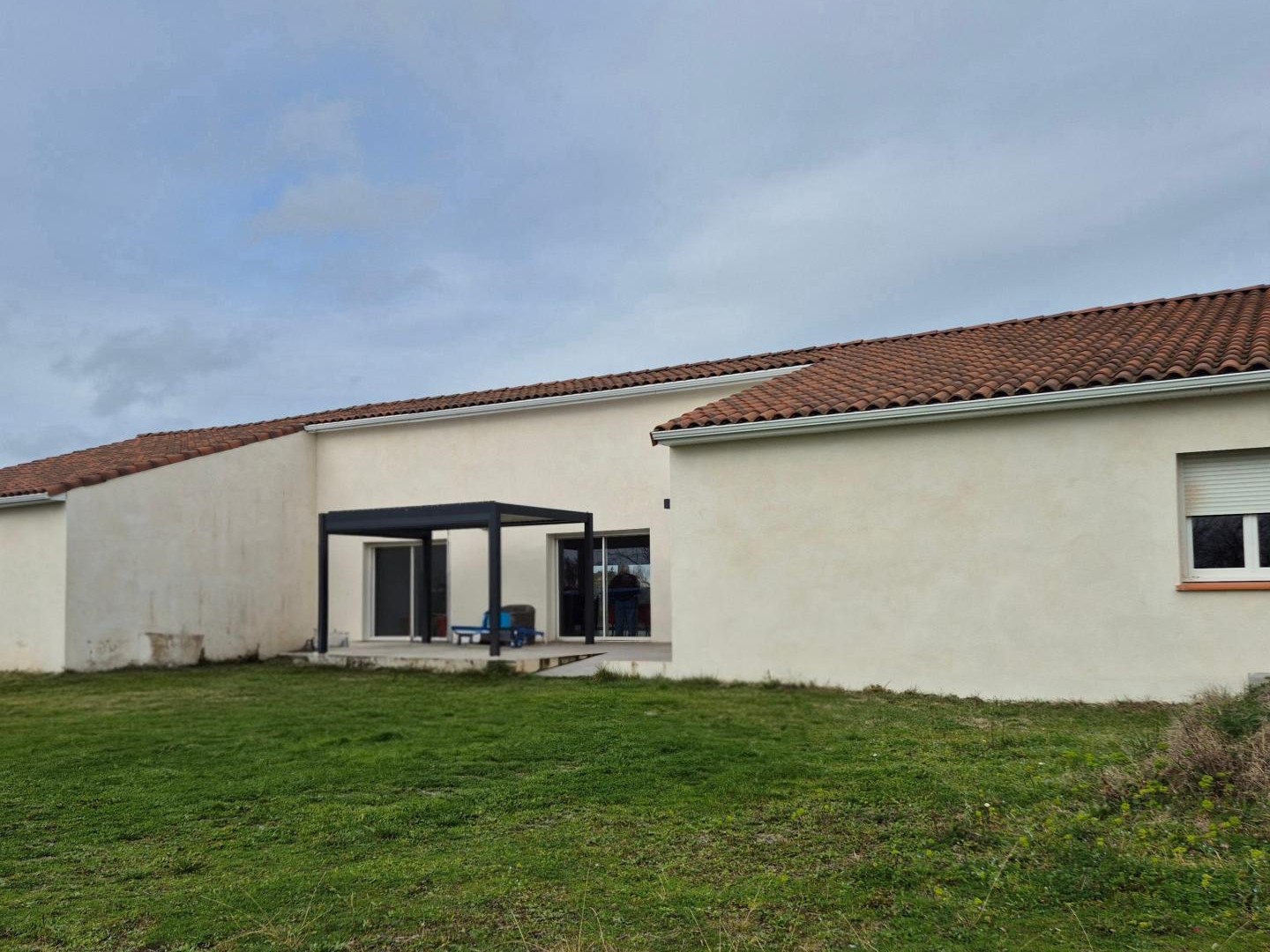 Monestiès, grande maison de Plain-Pied de 192m2