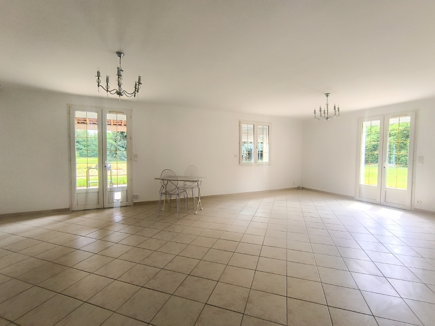 Maison à vendre - 6 pièces - 214m2 - Château-Thierry (02400)