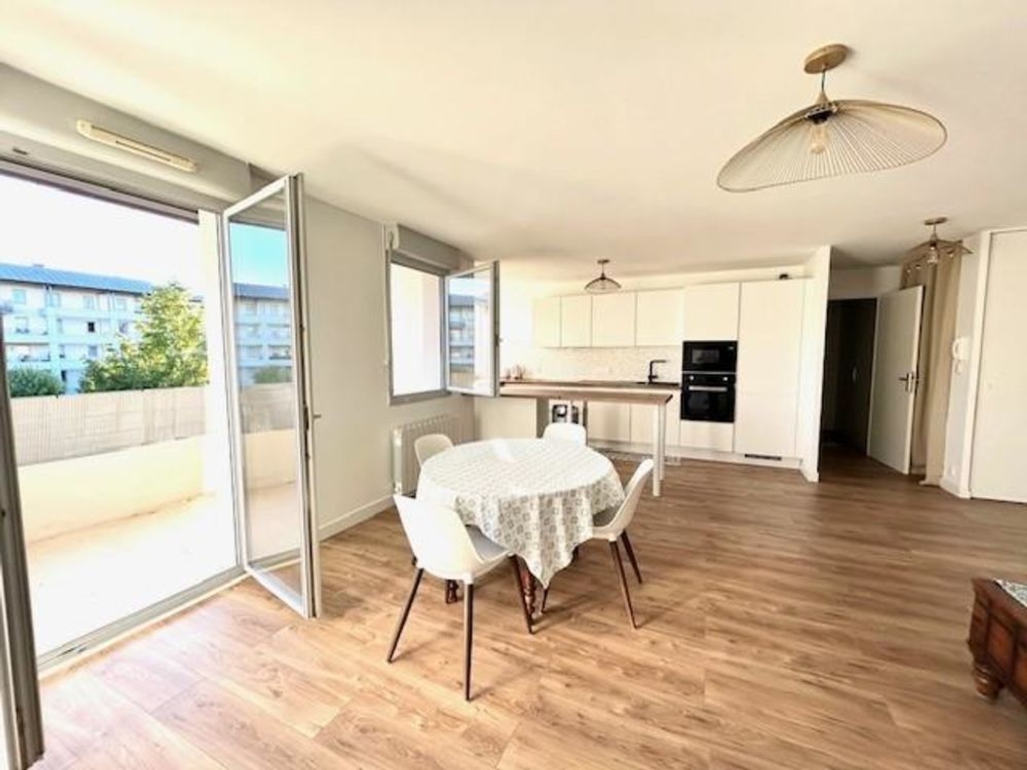 Appartement à vendre - 4 pièces - 83m2 - Tours (37200)