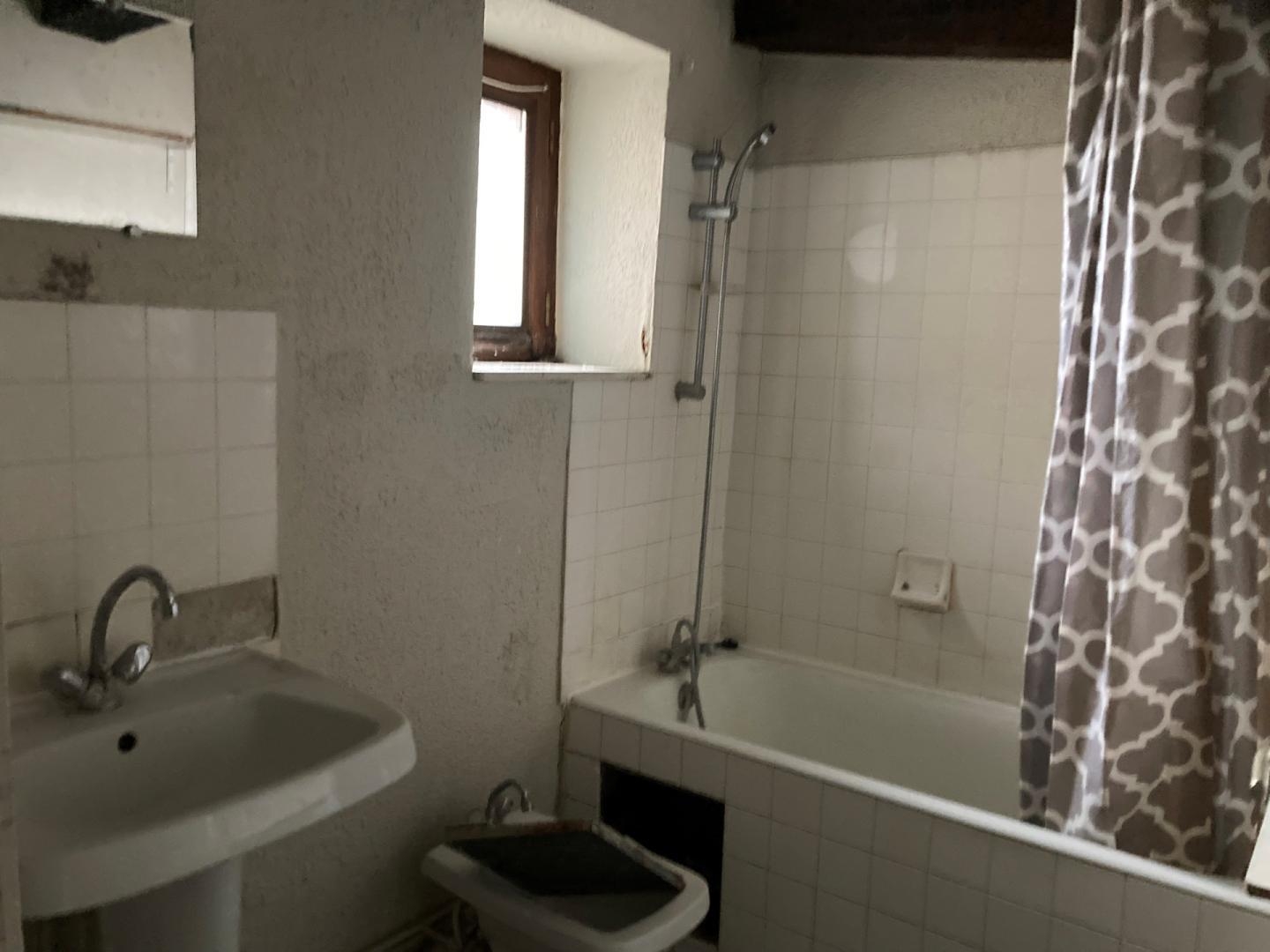 Immeuble à vendre - 137m2 - Cahors (46000)