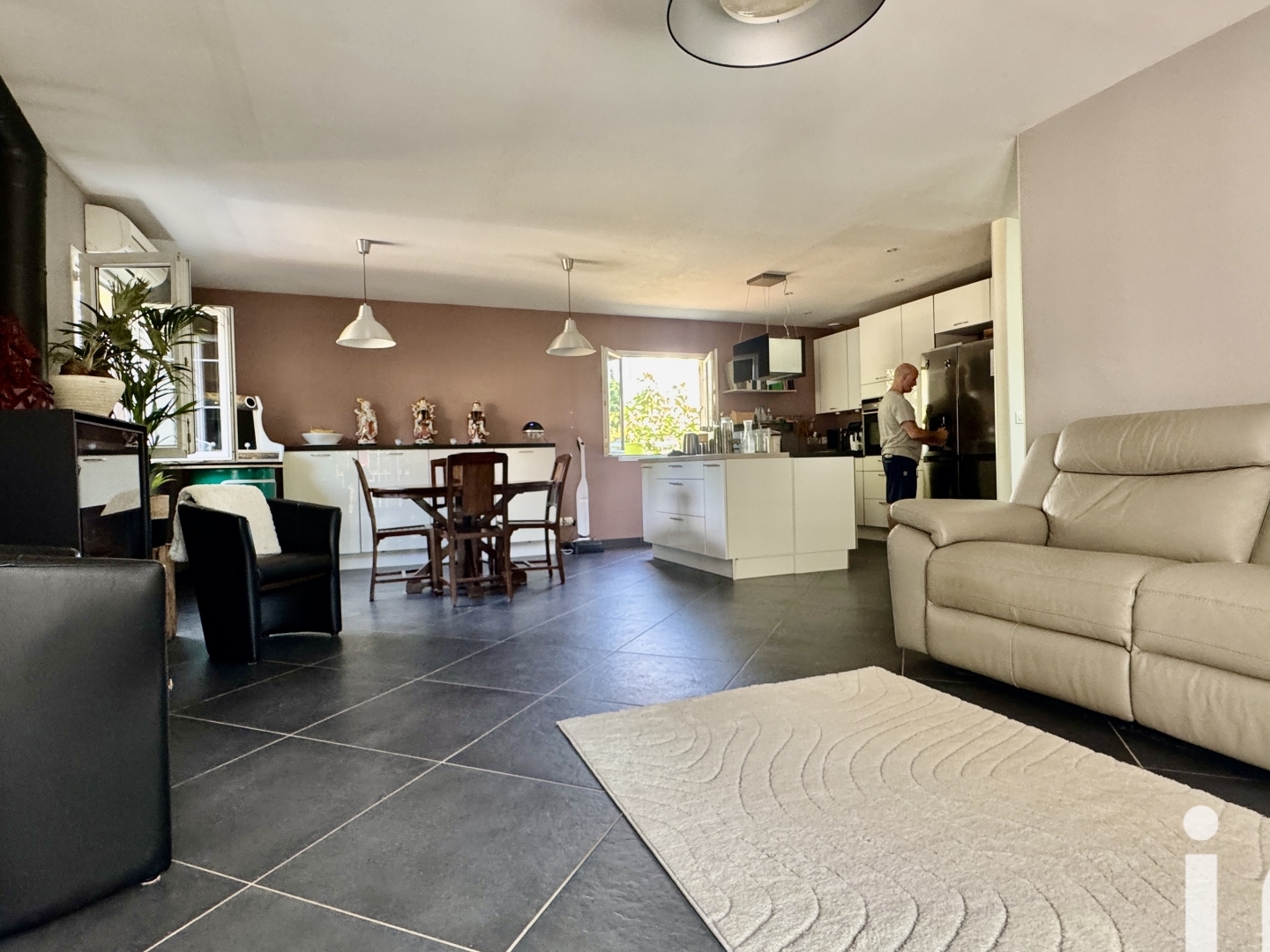 Maison à vendre - 8 pièces - 158m2 - La Ville-Du-Bois (91620)