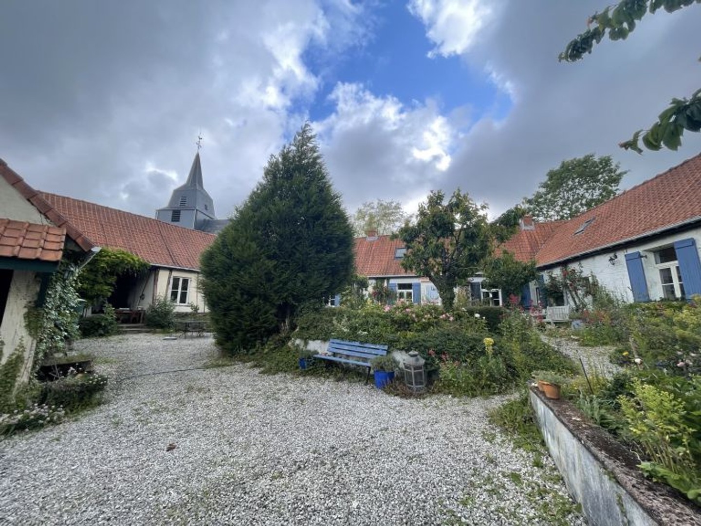 Charme et authenticité Ensemble immobilier de 190m2 habitable, à Lottinghem