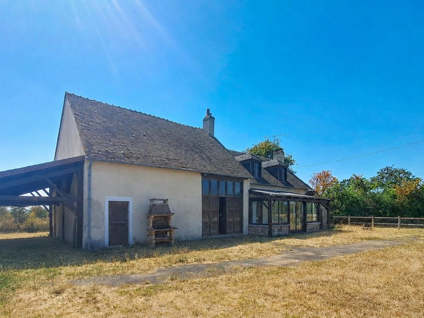 Maison à vendre - 4 pièces - 208m2 - Tranzault (36230)