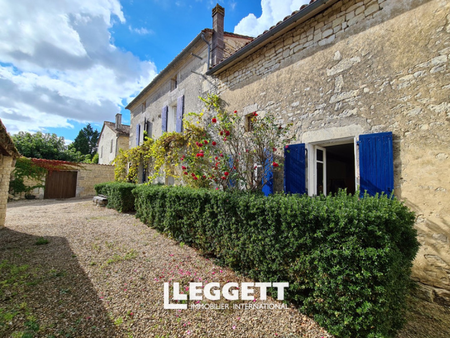 maison 9 pièce(s), AMBÉRAC