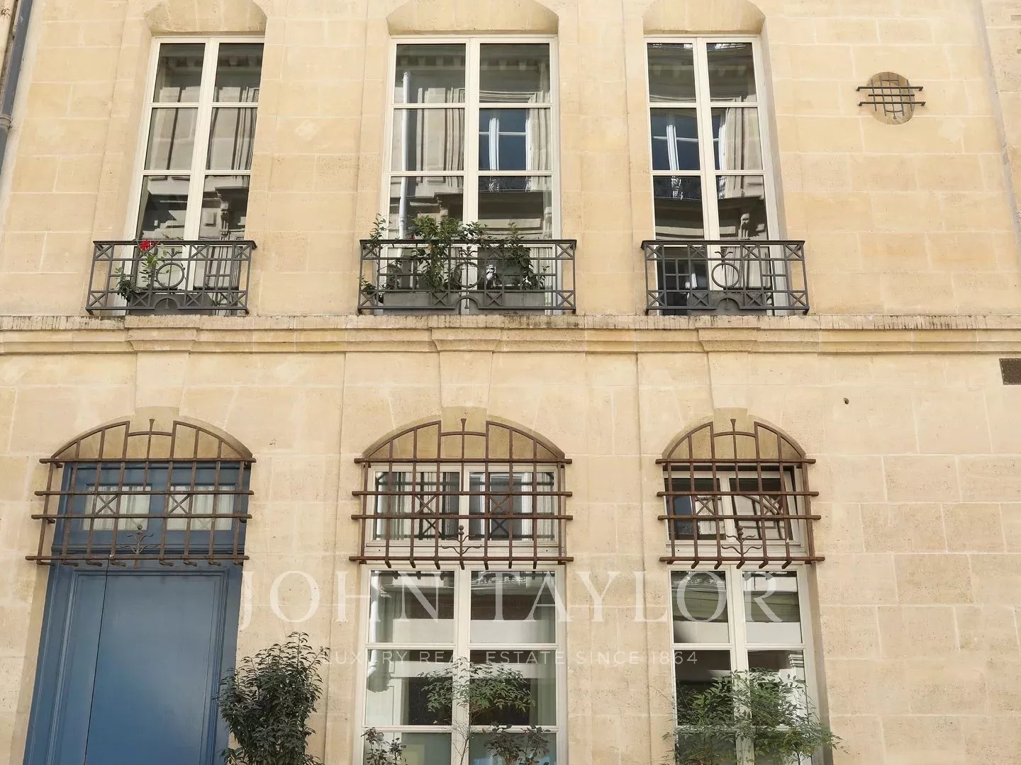 Exceptionnel hôtel particulier Paris VI