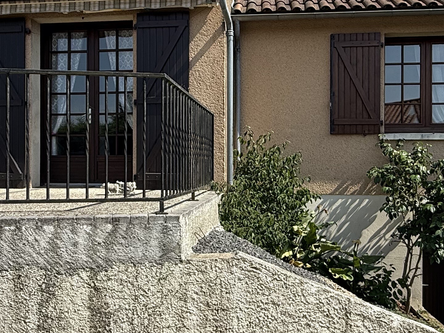 Maison à vendre - 6 pièces - 128m2 - Fontaine-Le-Comte (86240)