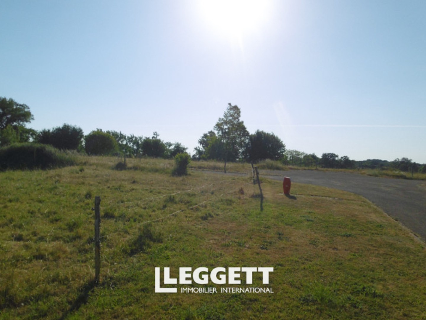 terrain 0 pièce(s), COUESMES-VAUCÉ