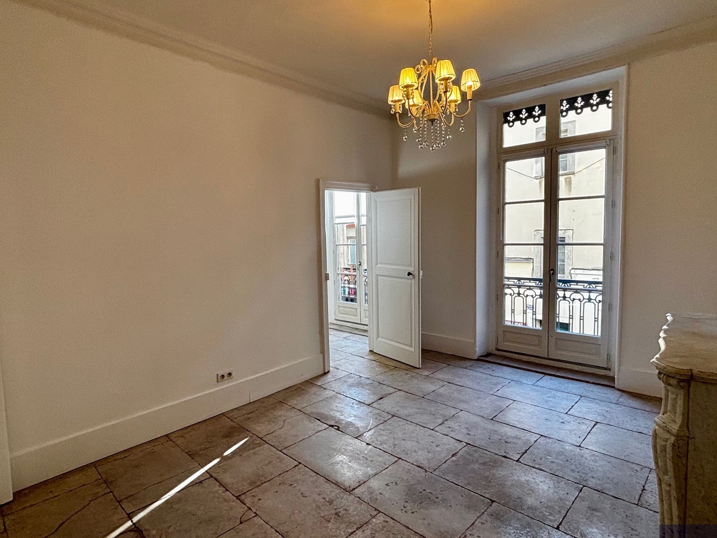 Appartement à vendre - 6 pièces - 88m2 - Montpellier (34000)