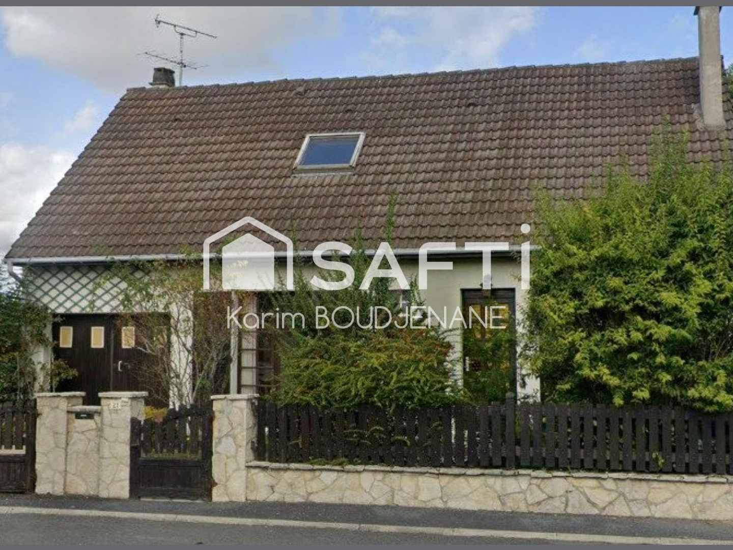 Maison familiale individuelle avec jardin de 864 m²