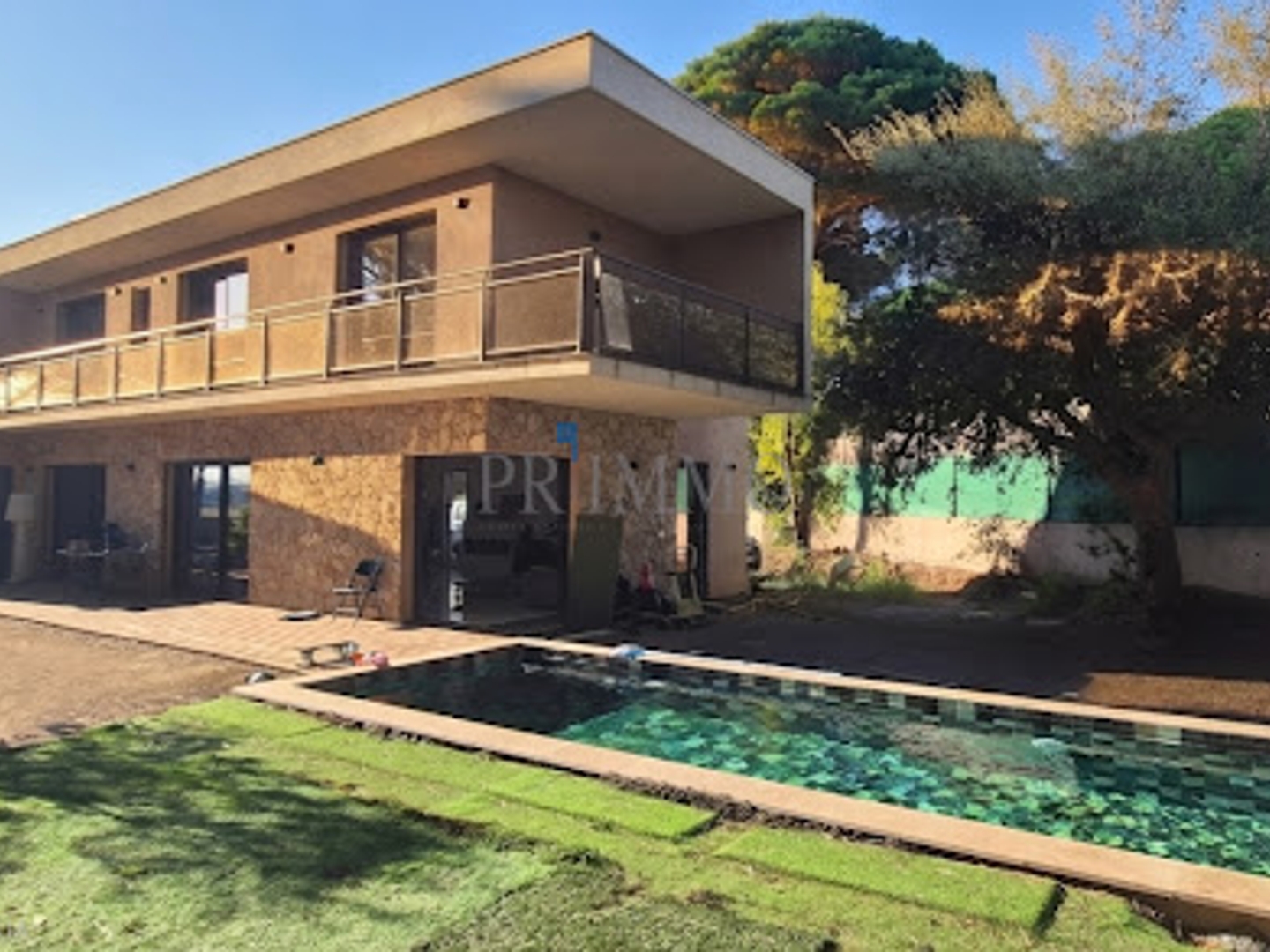 Villa 5 pièces 166 m²