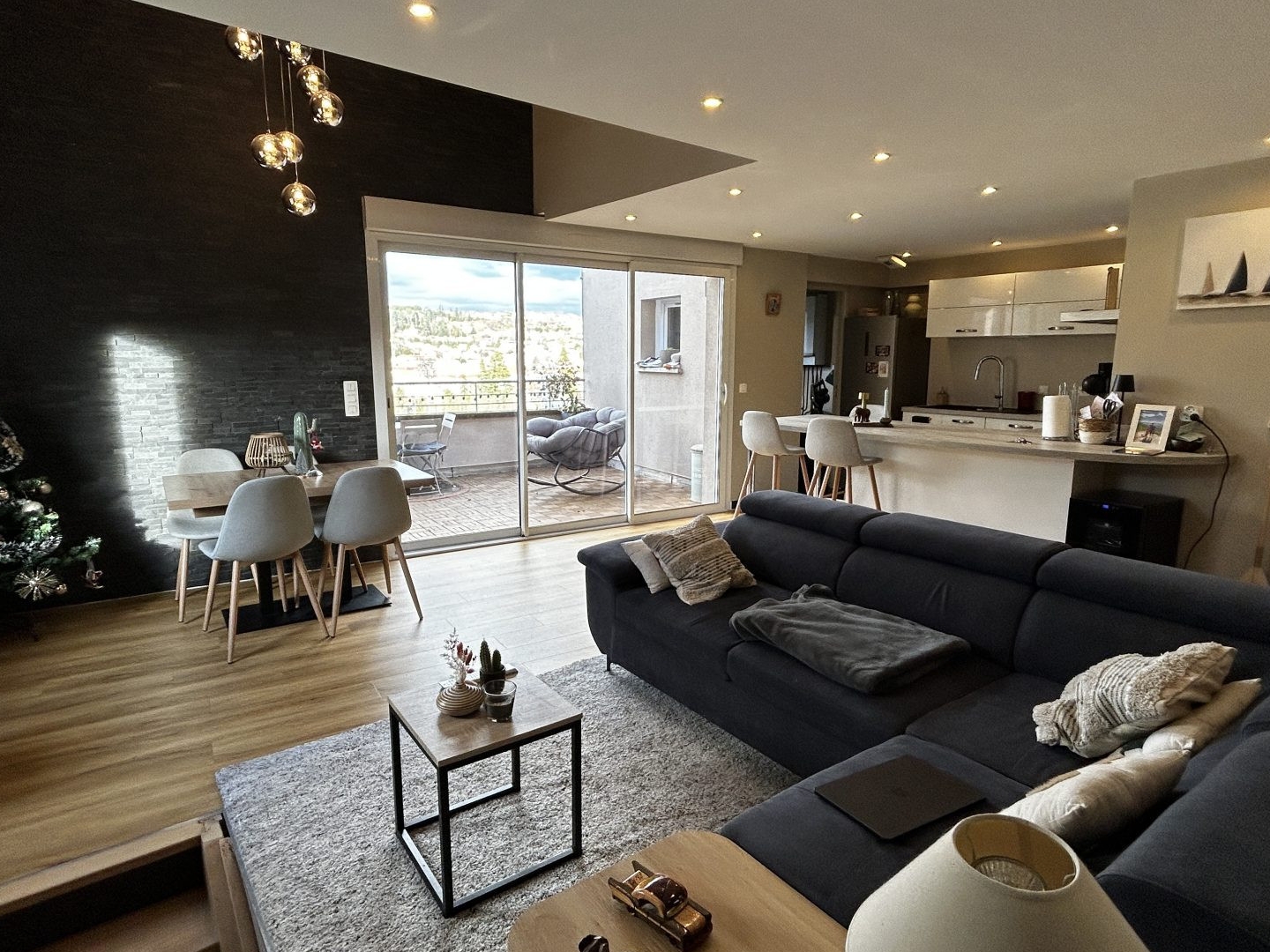 Appartement à vendre - 4 pièces - 100m2 - Espaly-Saint-Marcel (43000)