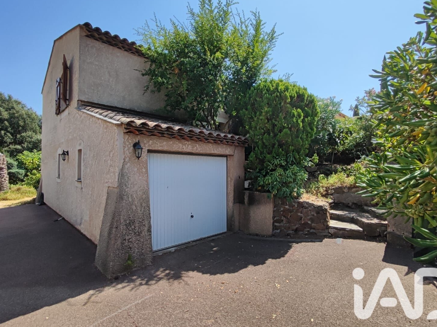 Maison à vendre - 5 pièces - 97m2 - Saint-Raphaël (83700)