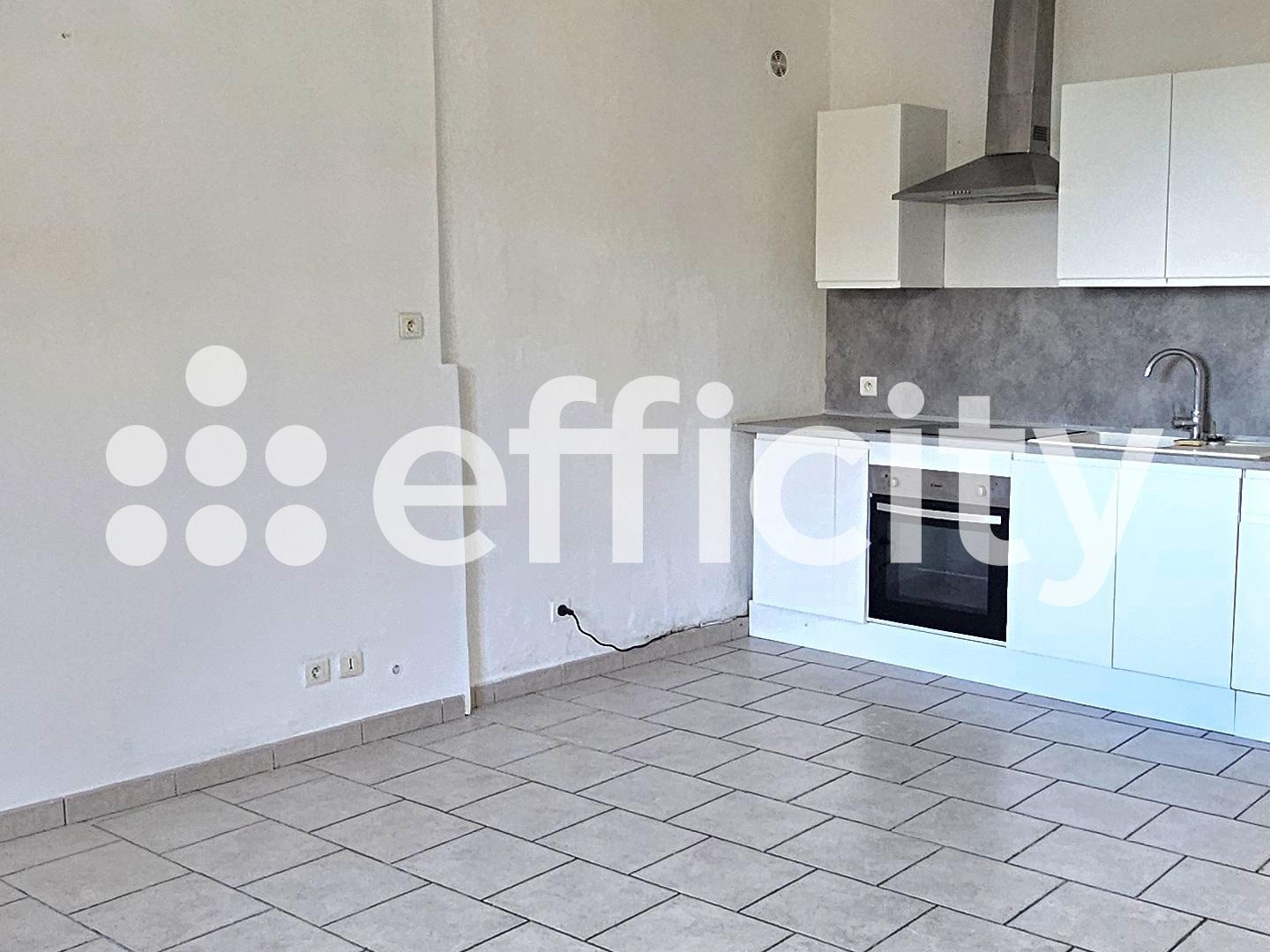 Appartement à vendre - 2 pièces - 53m2 - Cadenet (84160)