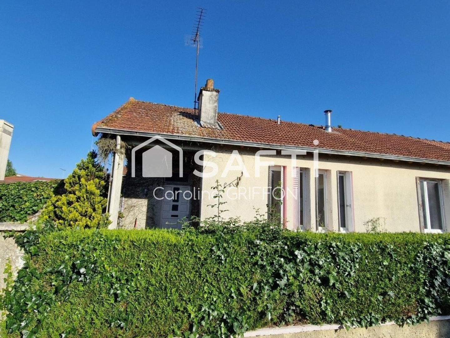 Ensemble Maison 3 pièces à rénover et garage 40 m²