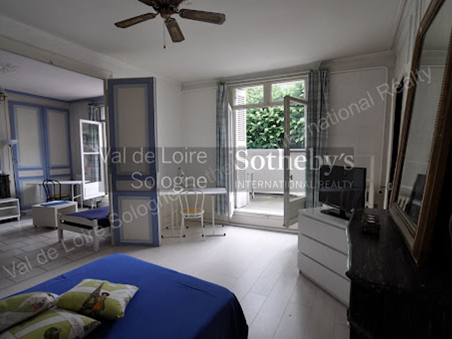 Maison à vendre - 2 pièces - 194m2 - Tours (37000)