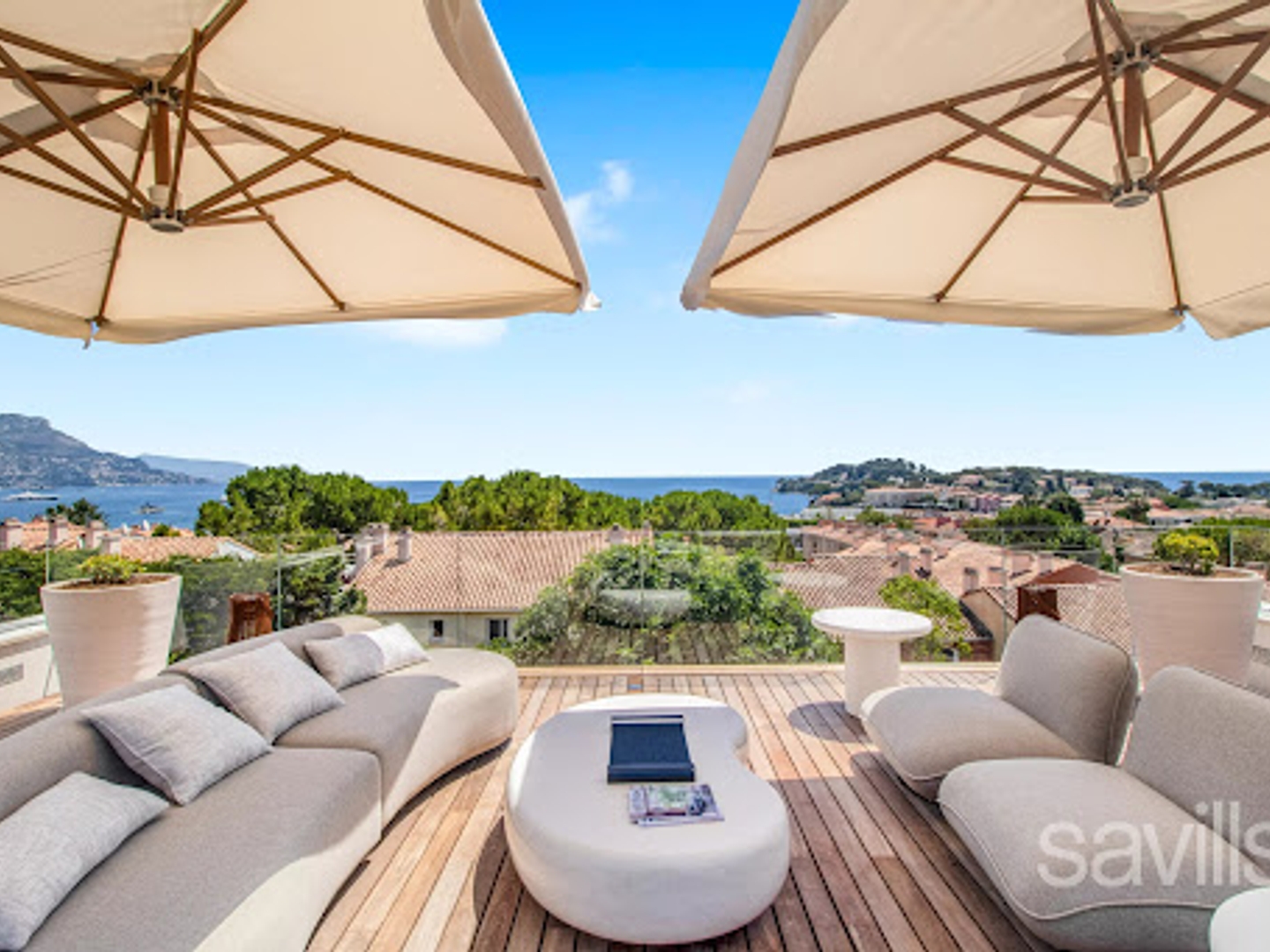 Villa 10 pièces 327 m²