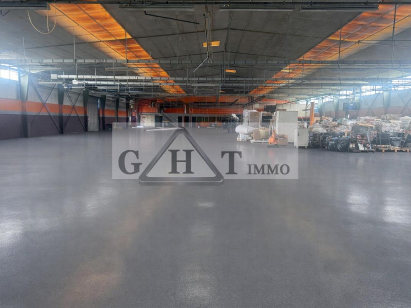 Locaux à vendre - 4700m2 - Gretz-Armainvilliers (77220)