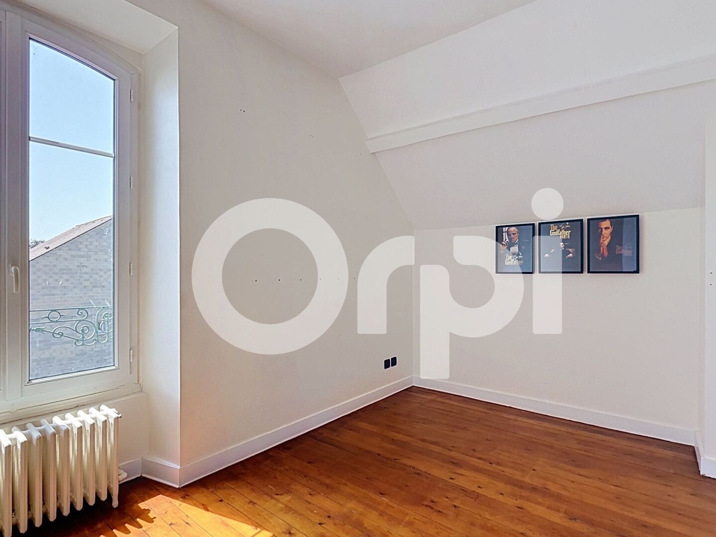 Maison à vendre - 7 pièces - 240m2 - Montereau-Fault-Y... (77130)