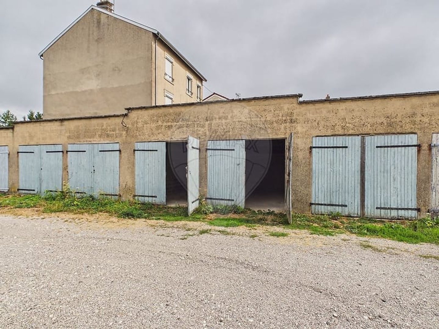 Parking / garage / box à vendre - 125m2 - Verdun (55100)