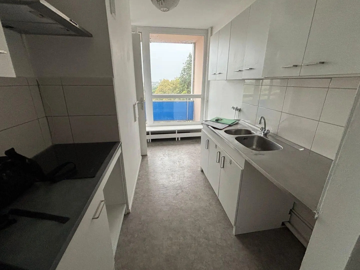 Appartement à vendre - 4 pièces - 81m2 - Blanquefort (33290)