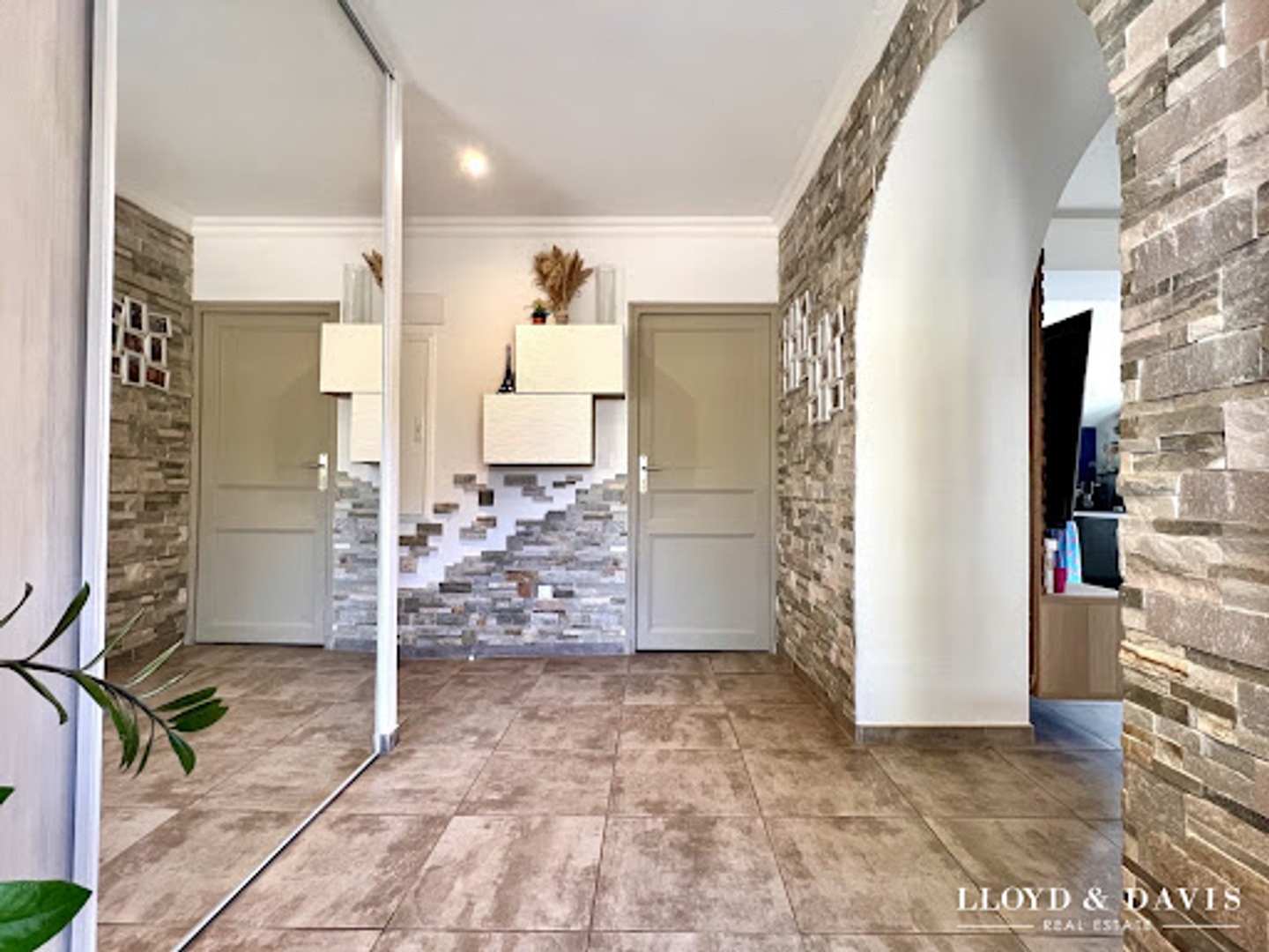 Maison à vendre - 4 pièces - 83m2 - Callian (83440)