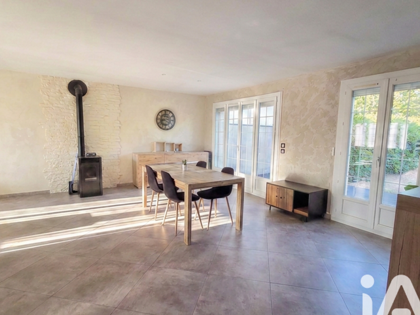 Maison à vendre - 7 pièces - 155m2 - Guigneville-Sur-E... (91590)