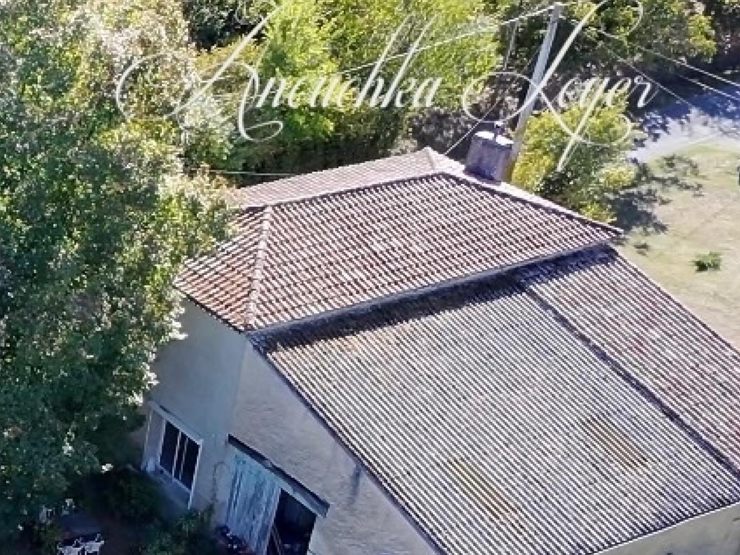 MAISON EN PIERRE AVEC DÉPENDANCES - FORT POTENTIEL