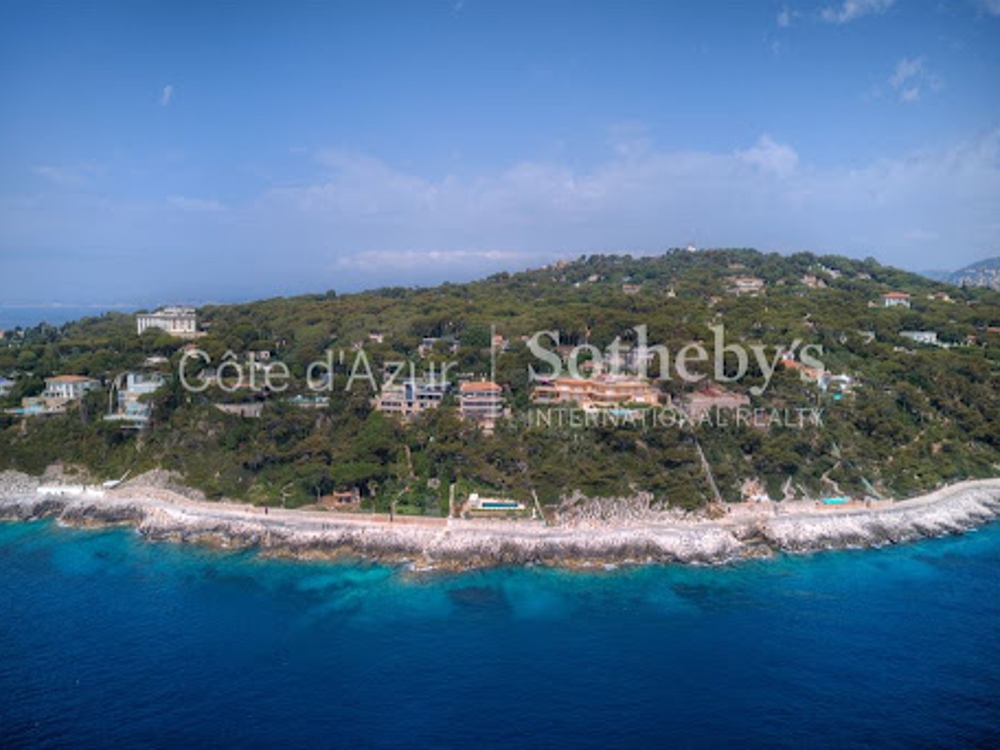 Villa 15 pièces 550 m²