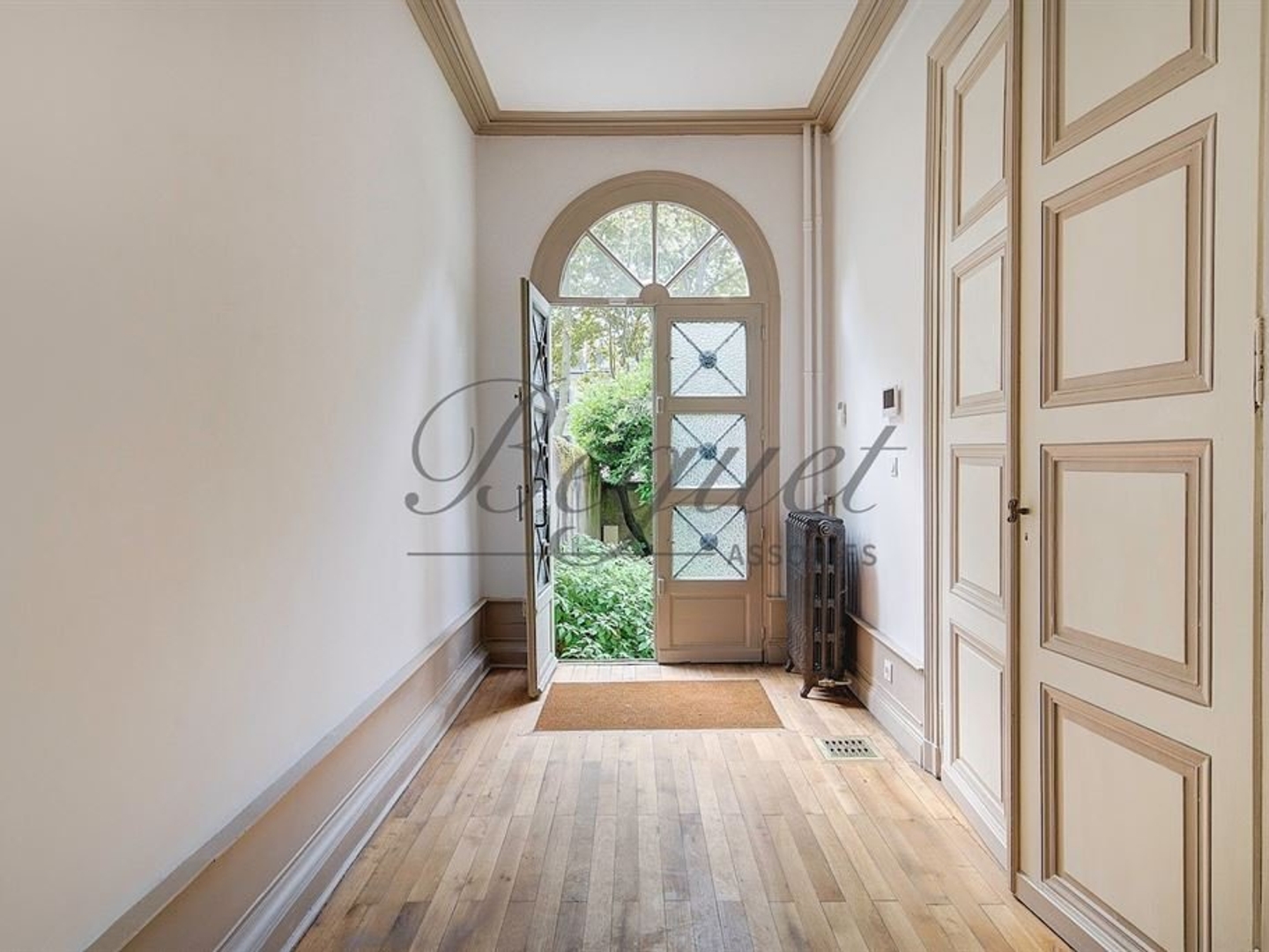 Maison à vendre - 8 pièces - 330m2 - Tours (37000)