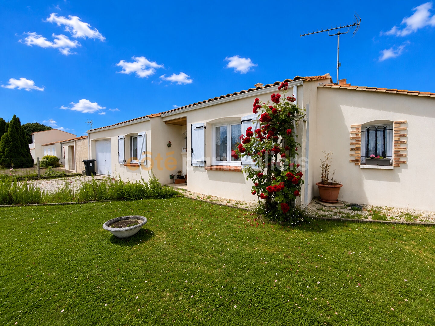 Maison à vendre - 3 pièces - 64m2 - L'aiguillon-La-Pr... (85460)