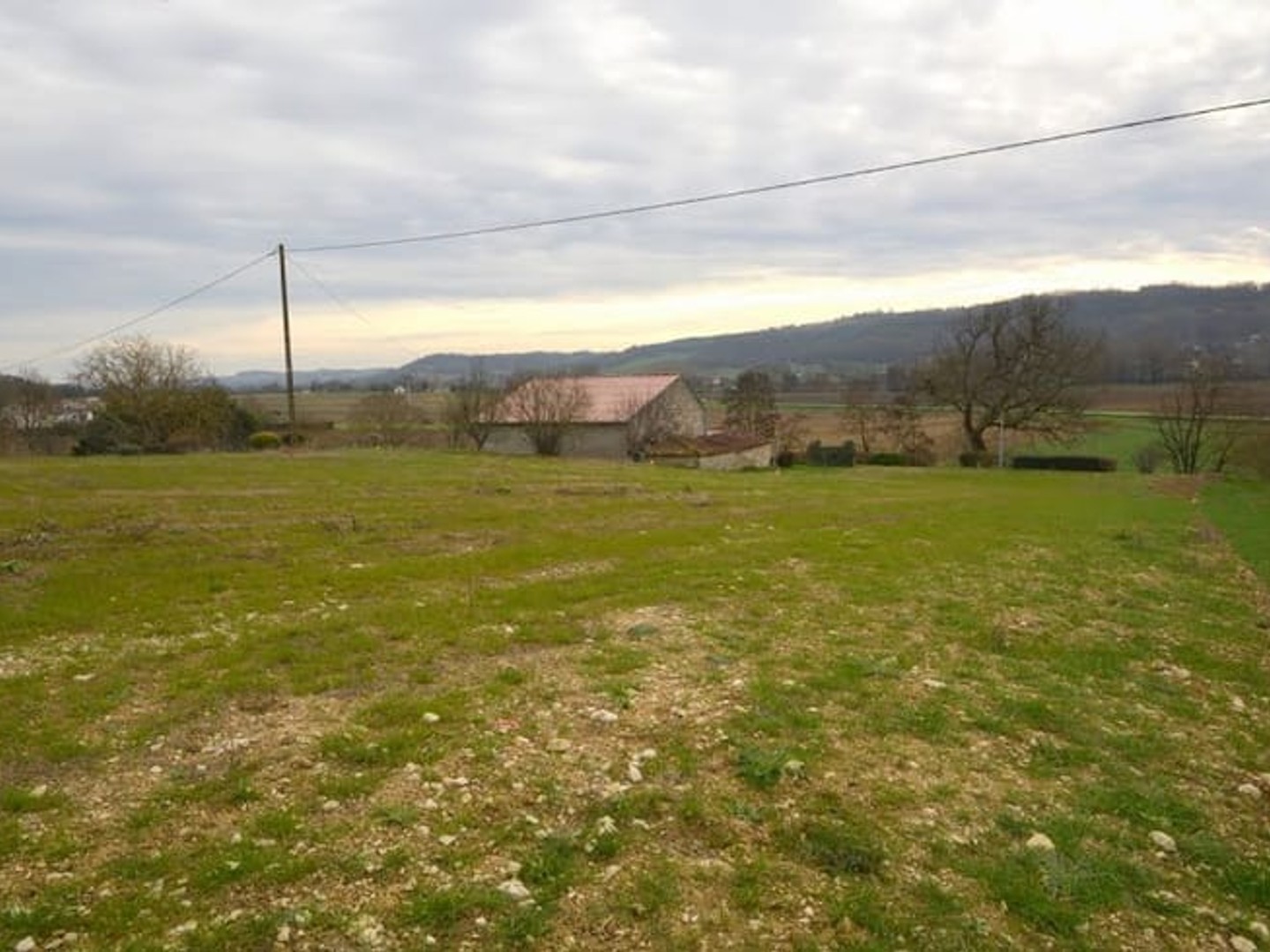 Terrain 1500 m²