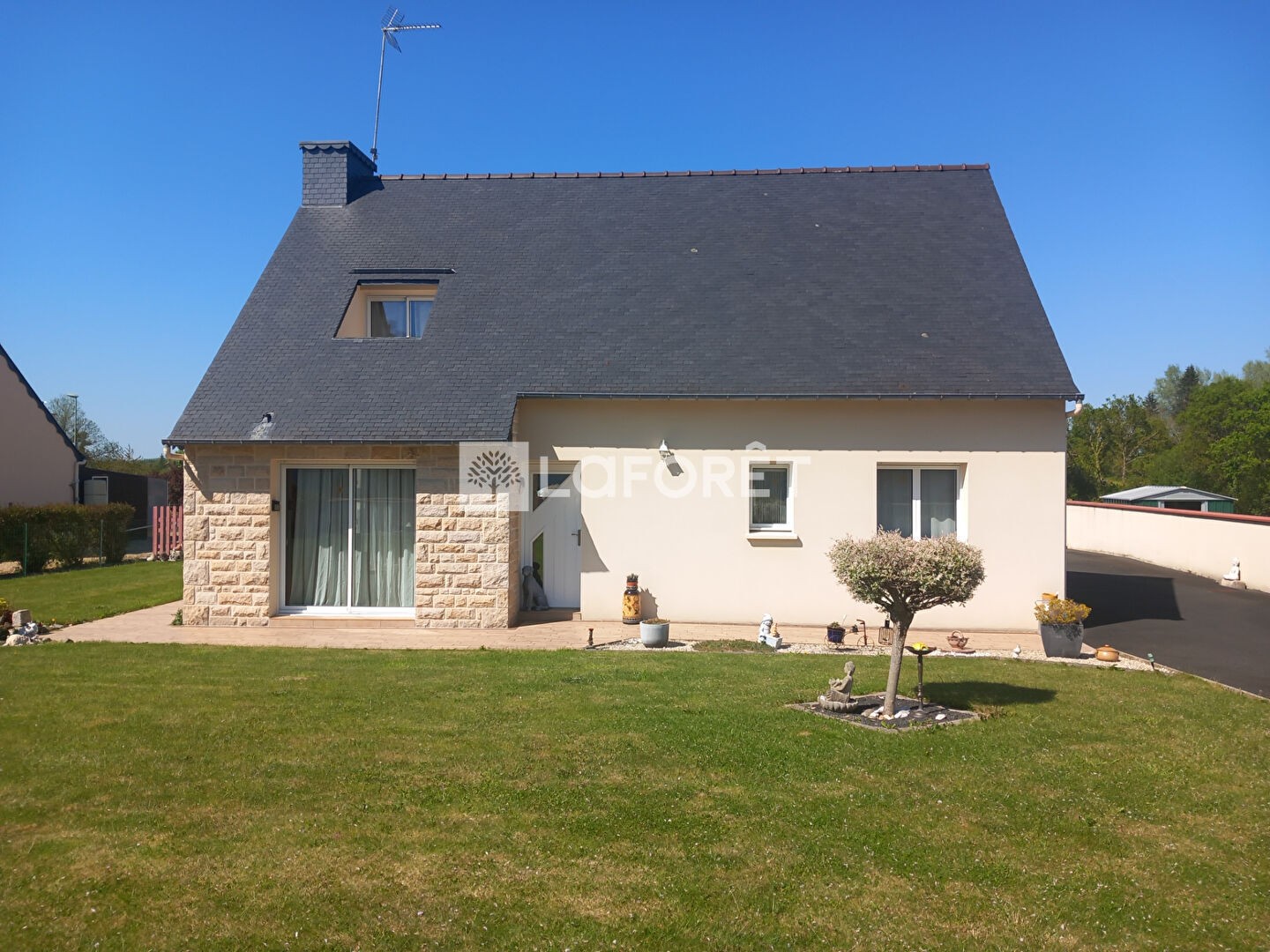 Maison 8 pièces 130 m²