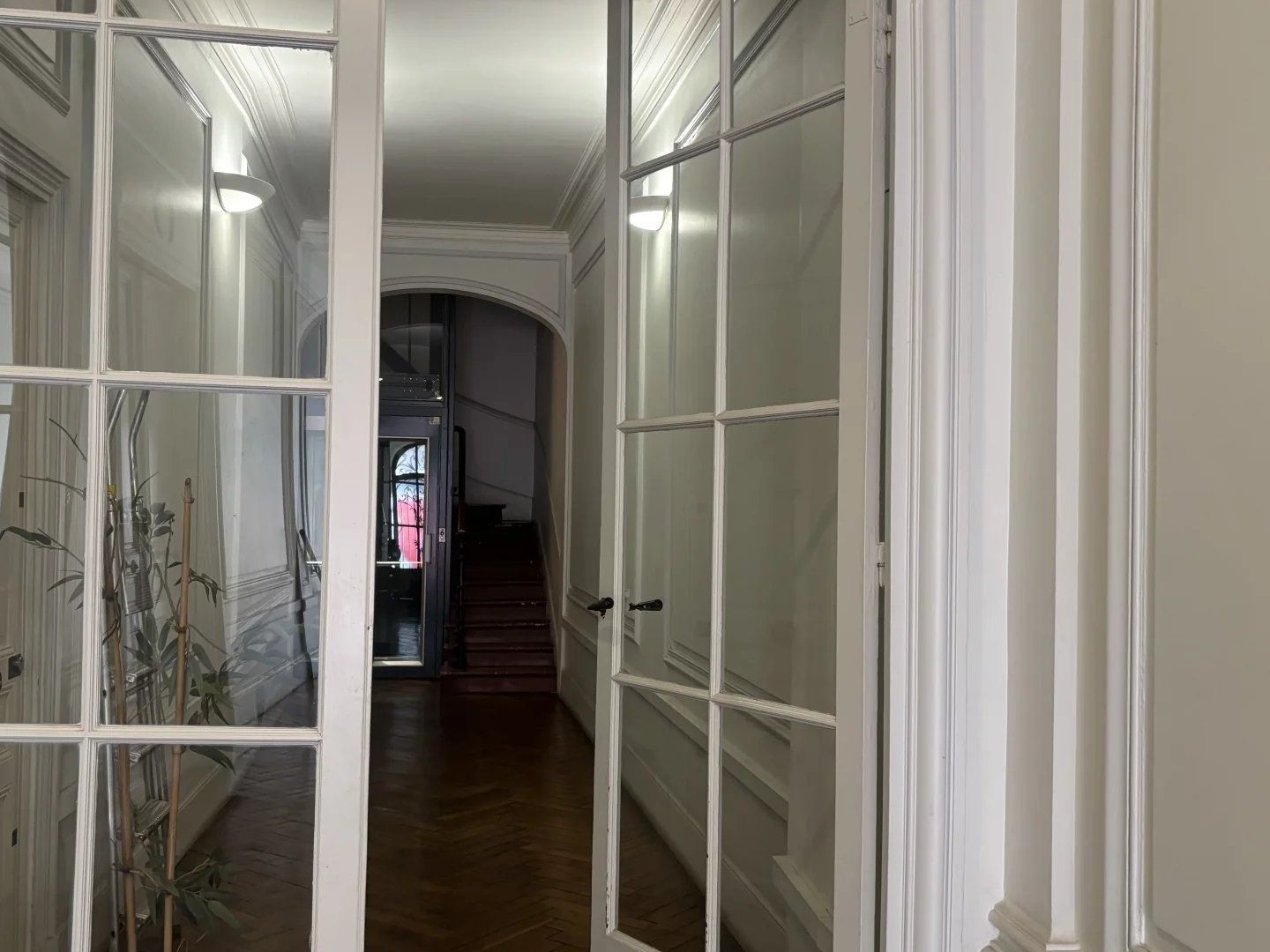 Bureaux à vendre - 2 pièces - 54m2 - Paris 7e (75007)