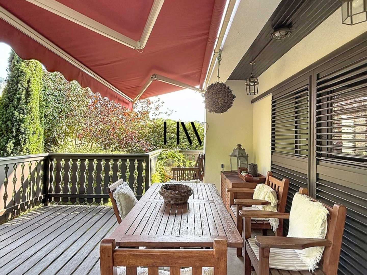 Maison 9 pièces 381 m²