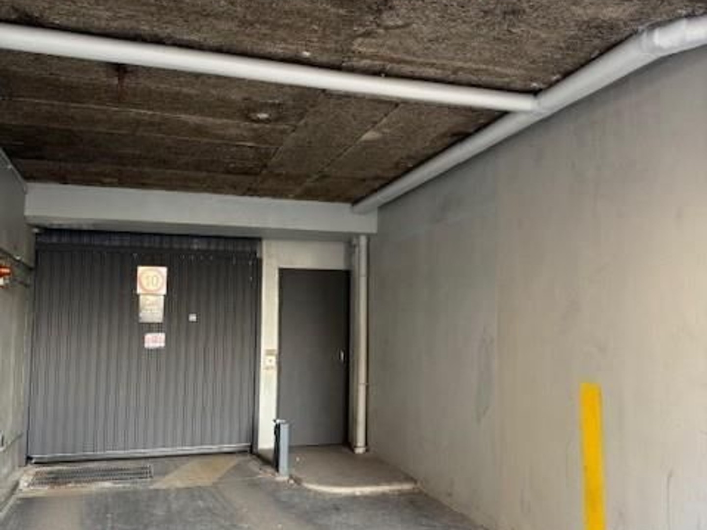 Parking 11 m²