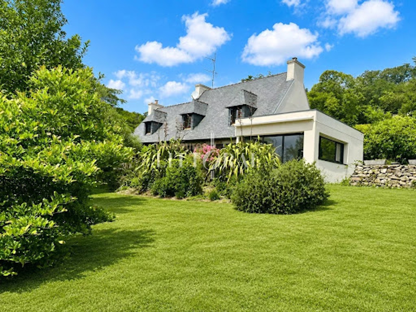 Maison 6 pièces 160 m²
