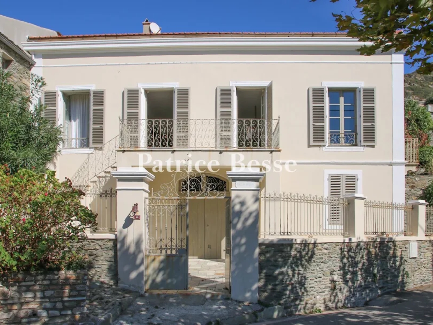 Maison 20 pièces 435 m²